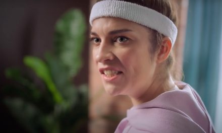 AdWatch: Nintendo | Annie Murphy Enjoys The Perfect Rainy Day with Nintendo Switch