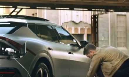 AdWatch: KIA |  Robo Dog