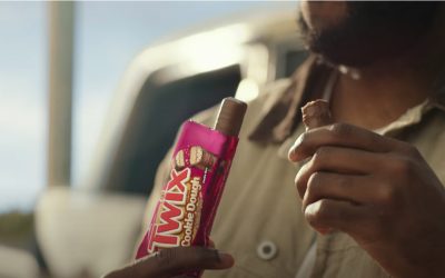 AdWatch: TWIX | Chickens