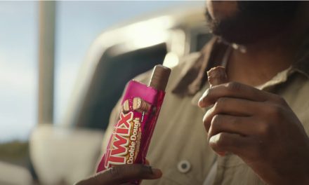 AdWatch: TWIX | Chickens